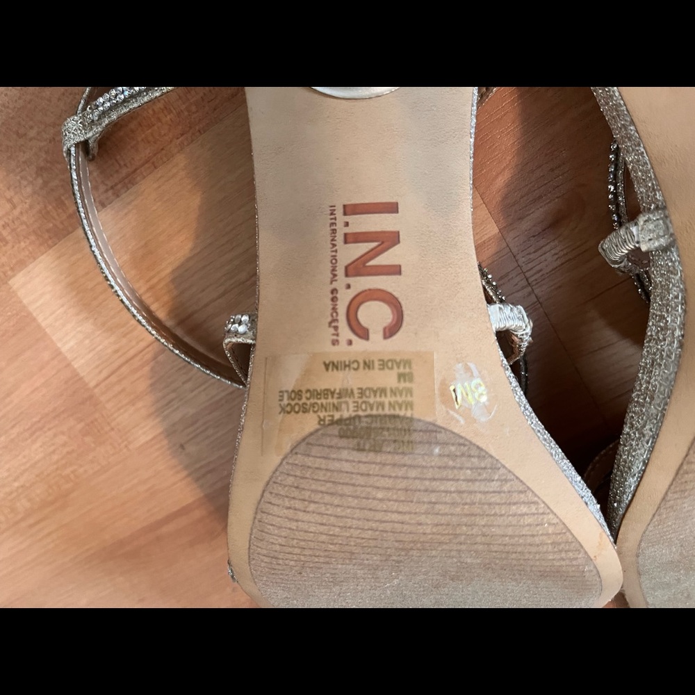 FREE SHIPPING ‼️BRAND NEW IN BOX- NEVER WORN EVENING HEELS FOR WOMEN 👠 SIZE 8 - Picture 8 of 16